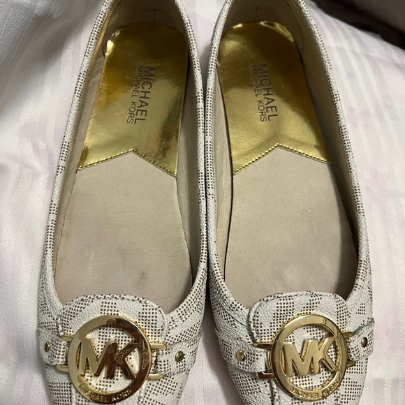 Michael Kors Fulton Moc Flats, size 7.5 - Picture 2 of 5